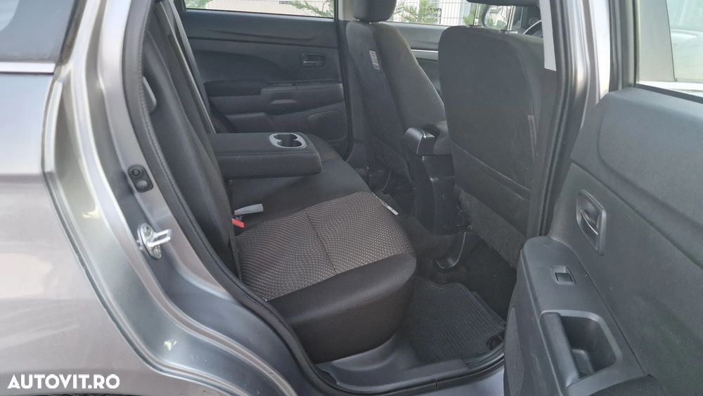 Mitsubishi ASX 1.6 2WD Comfort Edition - 11