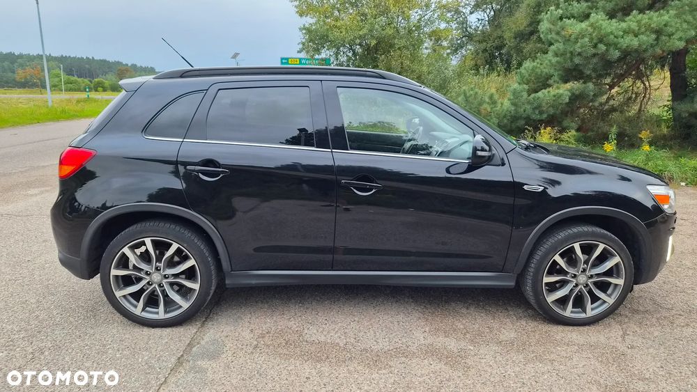Mitsubishi ASX - 5