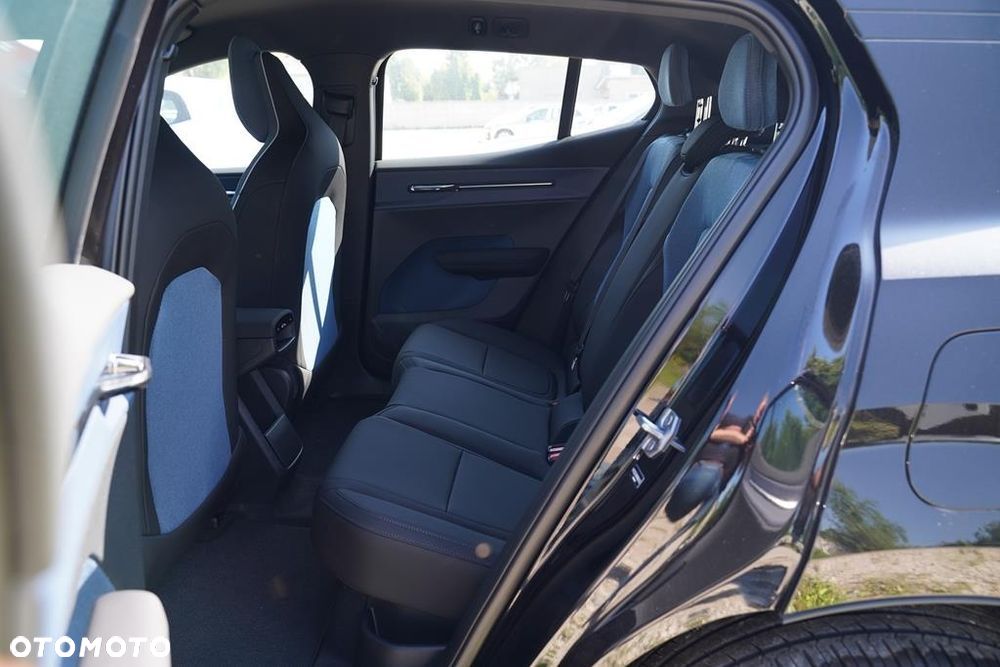 Volvo EX30 69kWh Single Motor Long Range Ultra - 9