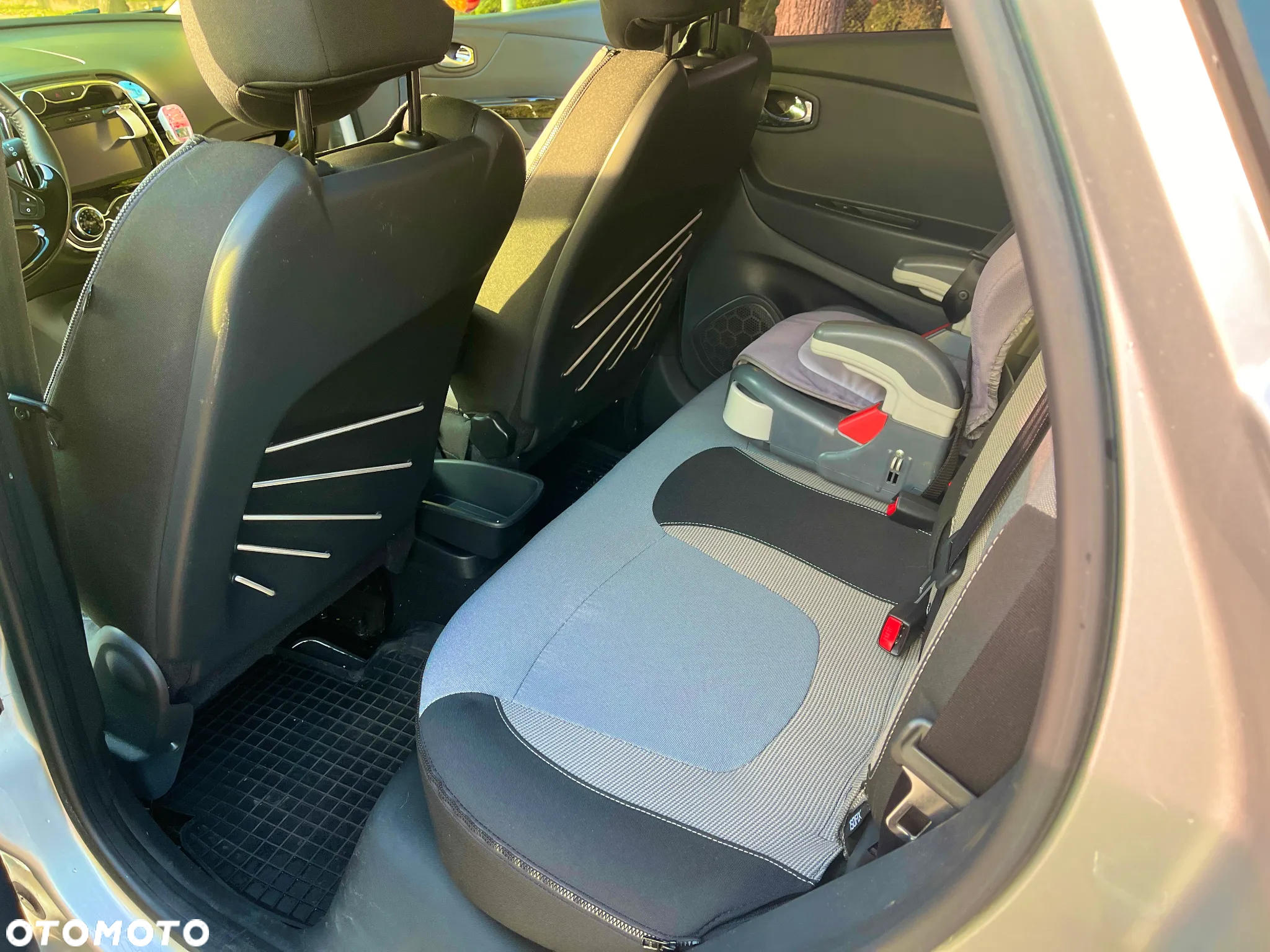 Renault Captur - 3