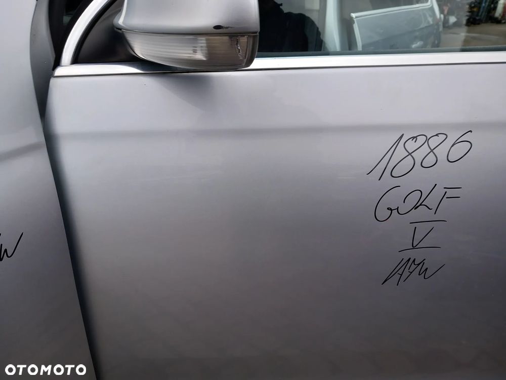 VW GOLF V KOMBI DRZWI LEWE PRZEDNIE LEWY PRZÓD KOLOR: LA7W - 2