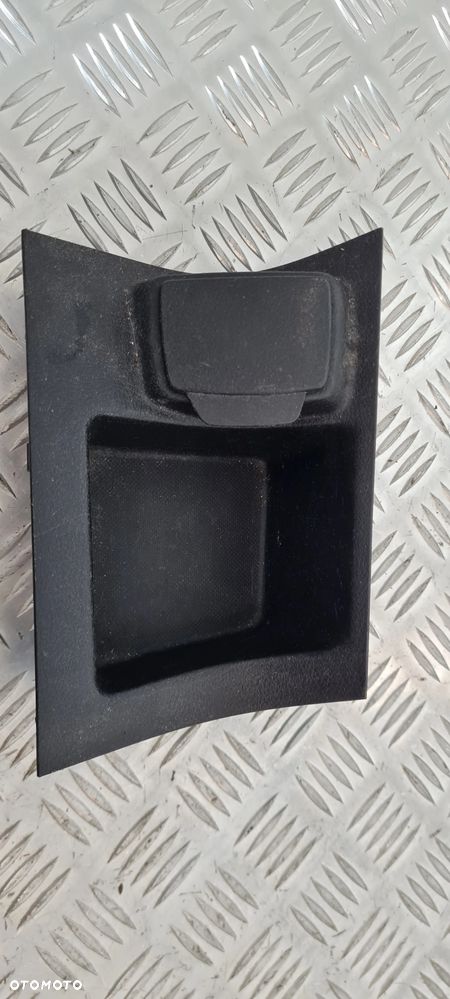 Ssangyong Actyon Sports II Gniazdo Zapalniczki USB - 1