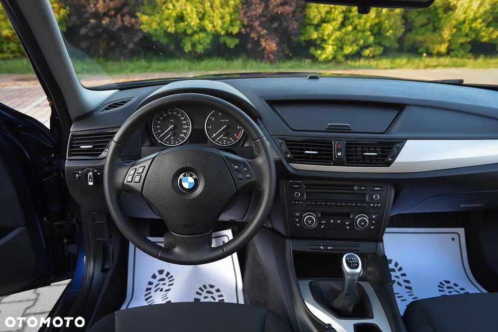 BMW X1 sDrive18i - 37