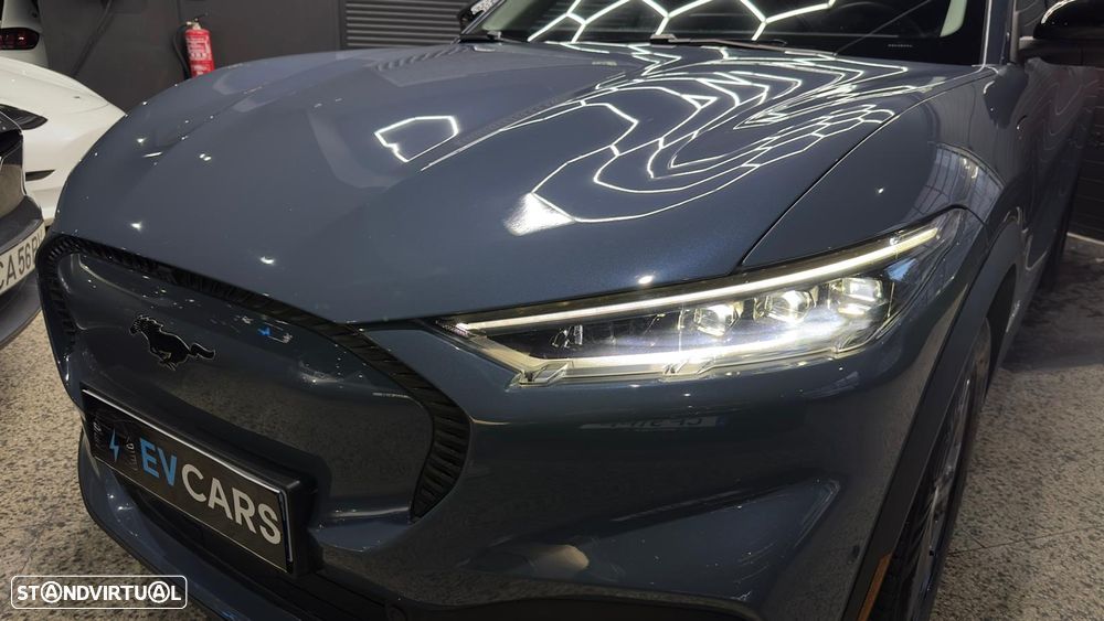 Ford Mustang Mach-E Standard - 5