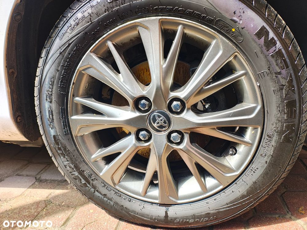 Toyota Yaris 1.0 Life - 9