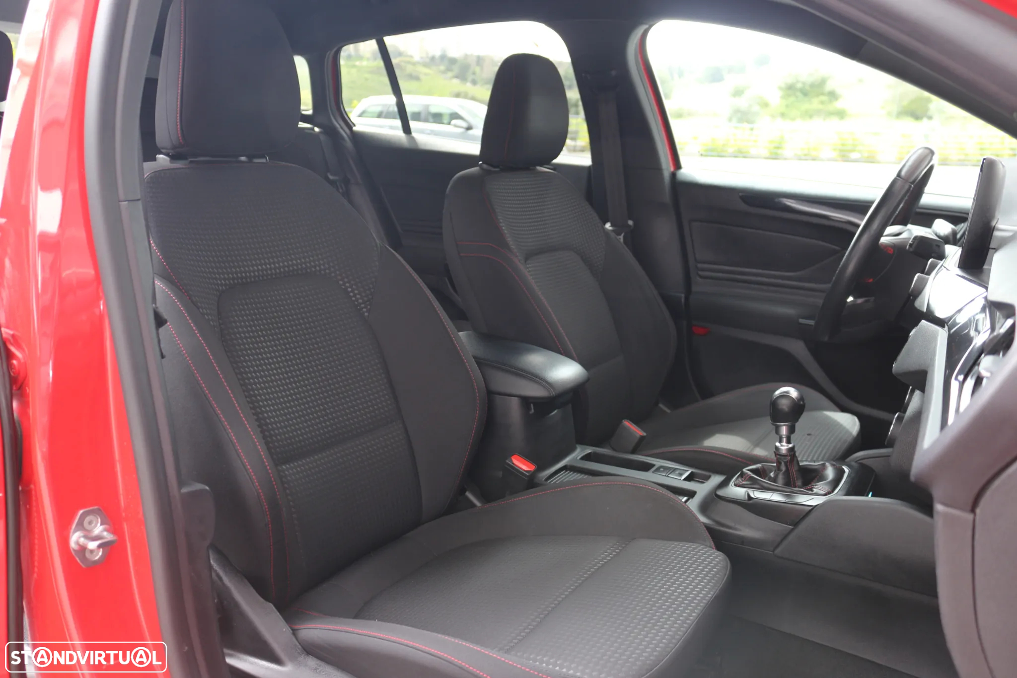 Ford Focus SW 1.0 EcoBoost S&S ST-LINE - 16