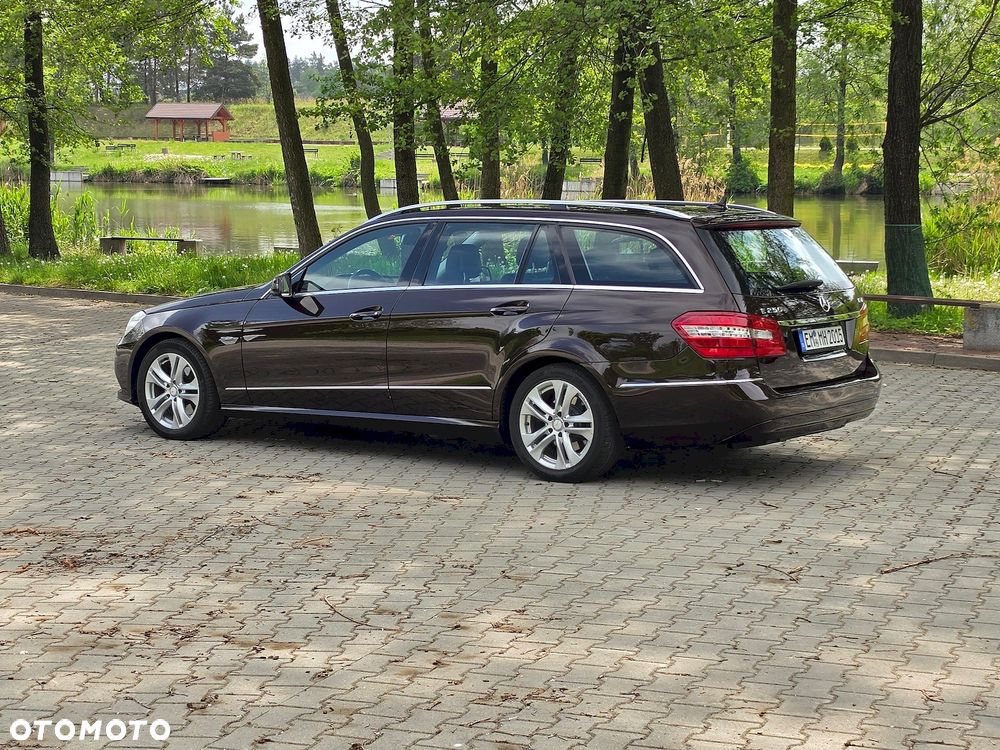 Mercedes-Benz Klasa E 250 CDI DPF BlueEFFICIENCY Avantgarde - 9