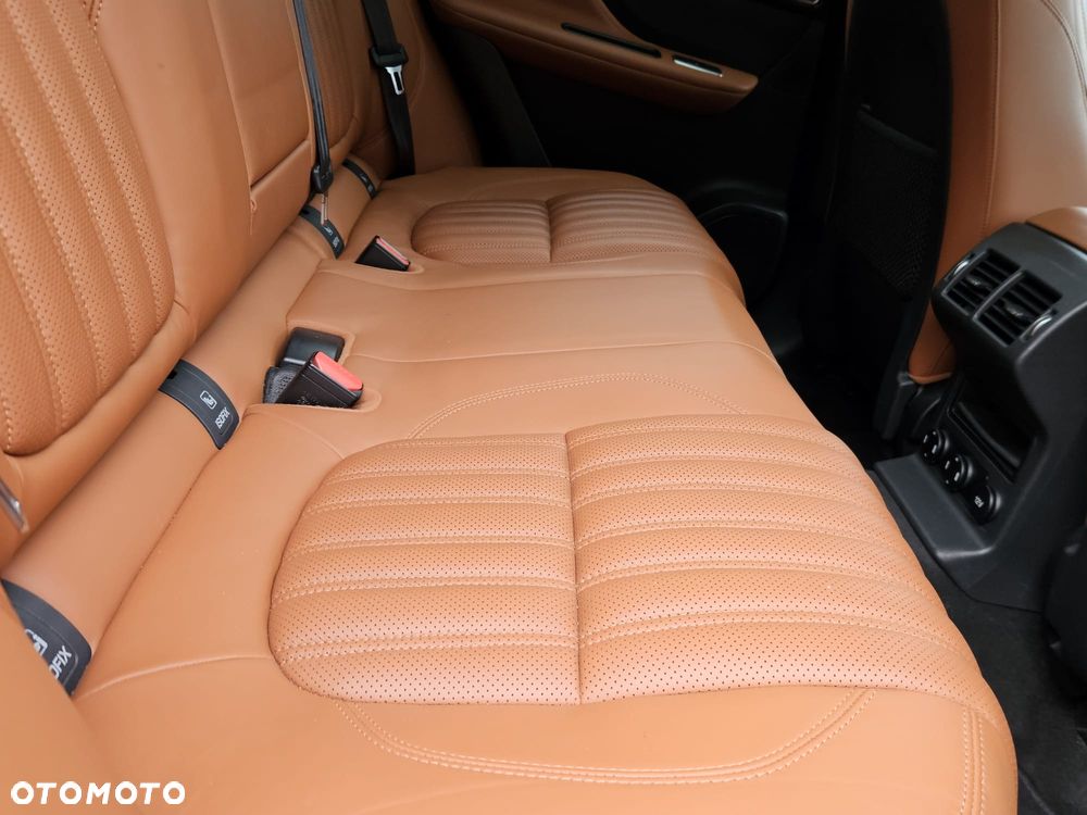 Jaguar F-Pace 2.0 i4D AWD Prestige - 15