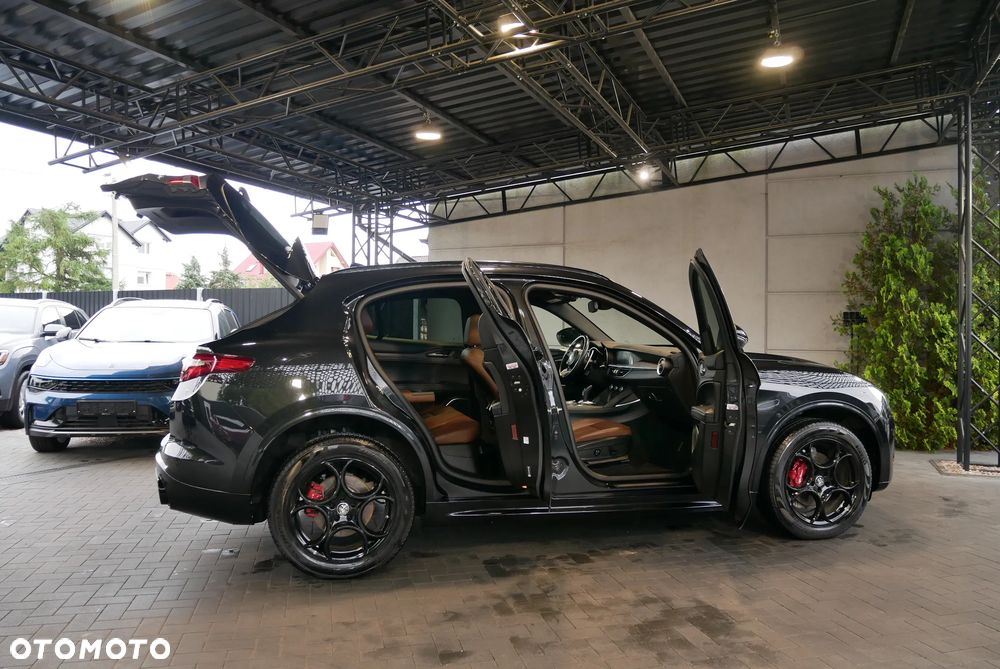 Alfa Romeo Stelvio 2.0 Turbo TI Q4 - 7