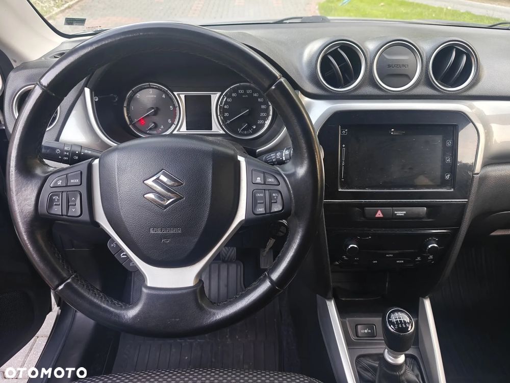Suzuki Vitara 1.6 DDiS (4x4) Allgrip Comfort+ - 17