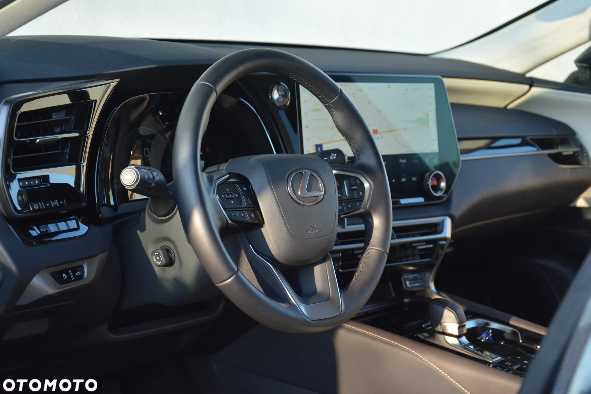 Lexus RX 350h Prestige - 10