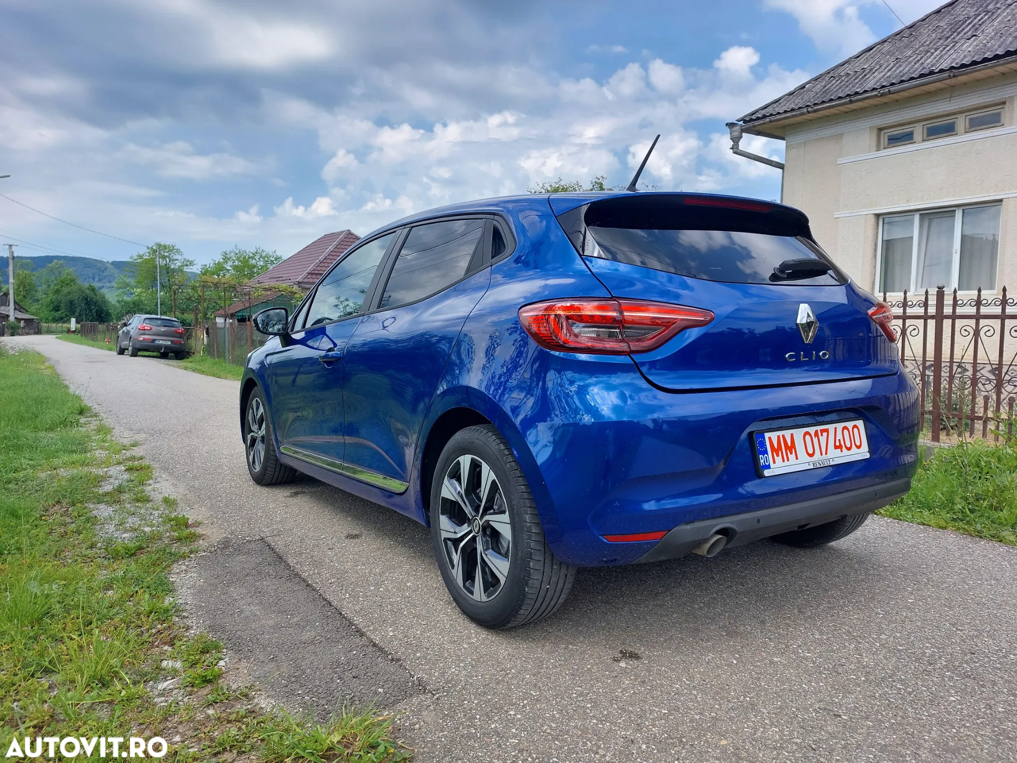Renault Clio TCe 90 CVT TECHNO - 16