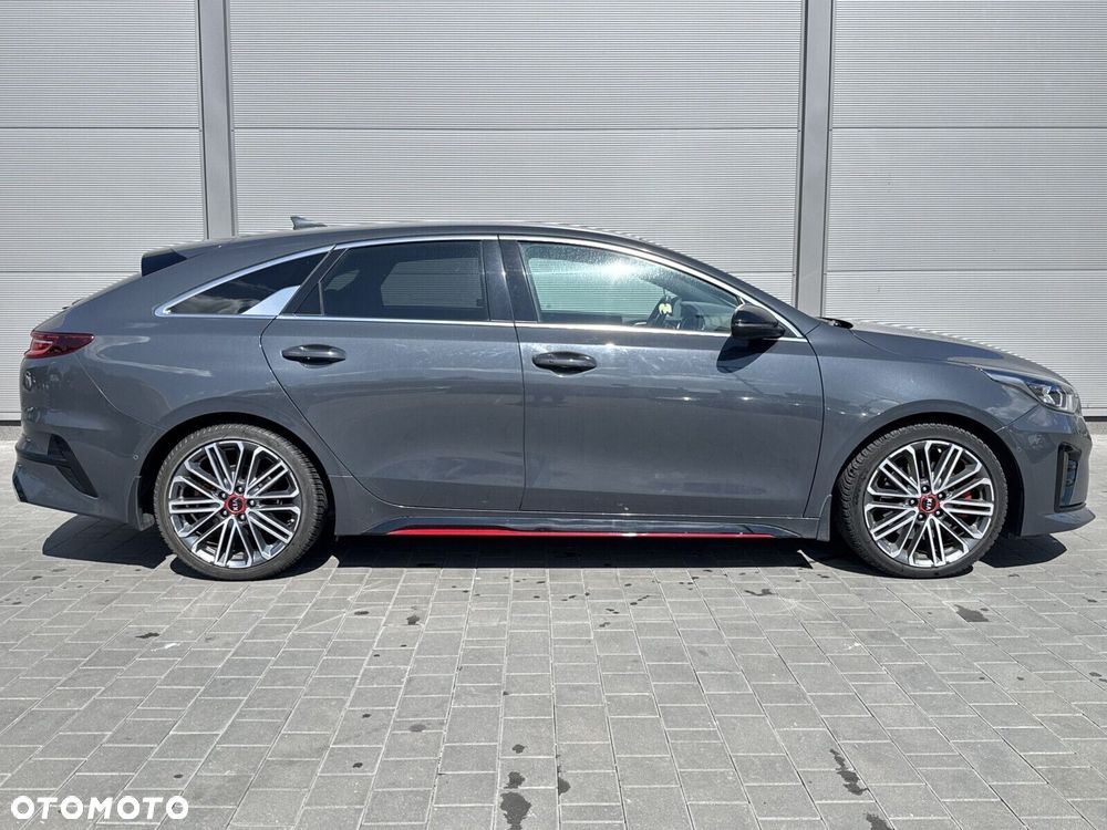 Kia ProCeed 1.6 T-GDI GT DCT - 15