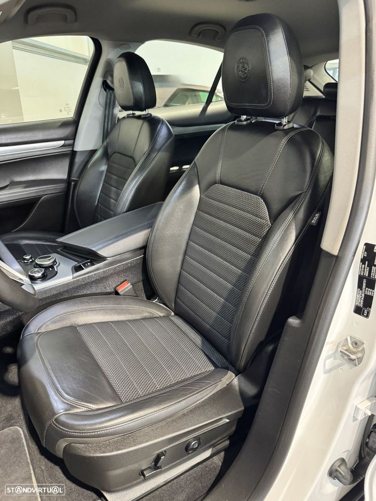 Alfa Romeo Stelvio 2.2 D Super AT8 - 45
