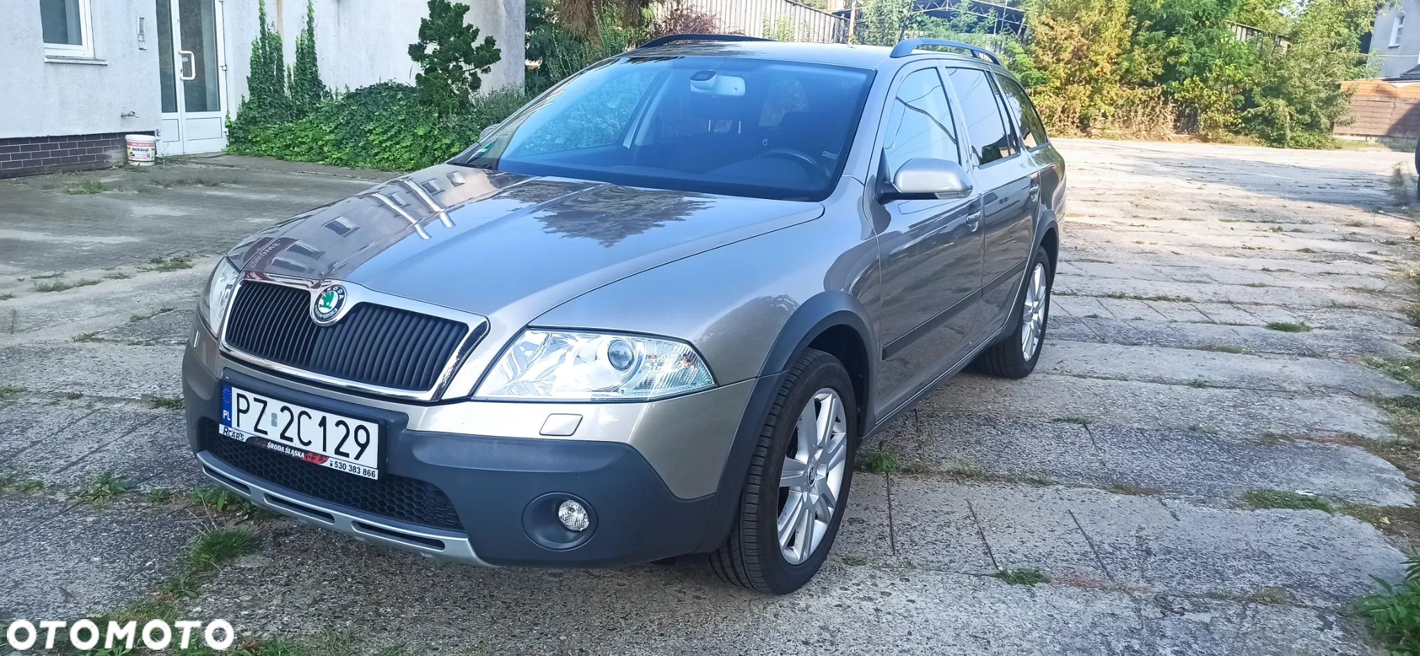 Skoda Octavia Scout 2.0 TDI DPF - 1
