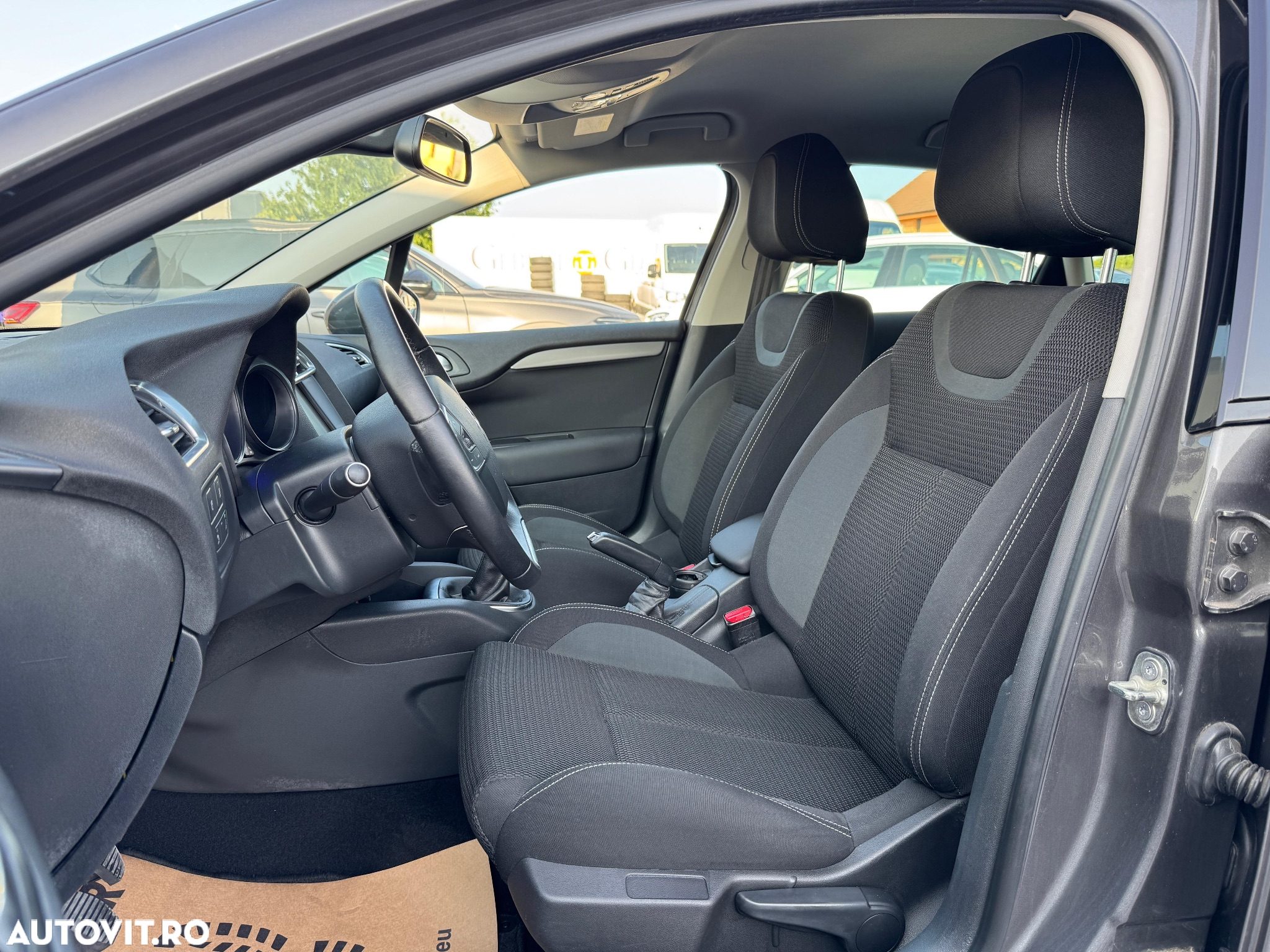 Citroën C4 PureTech 110 Selection - 18