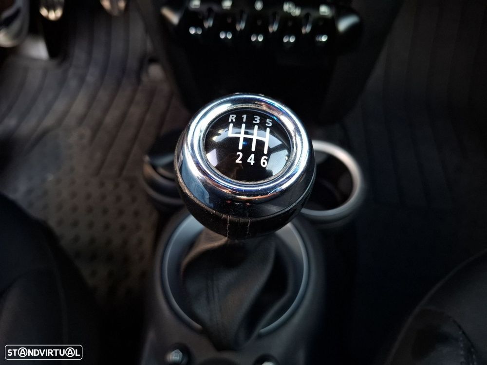 MINI Cabrio Cooper SD - 21