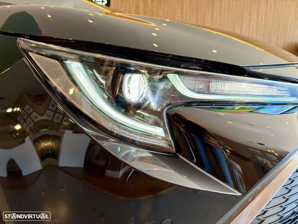 Toyota Corolla 1.8 Hybrid Exclusive - 21
