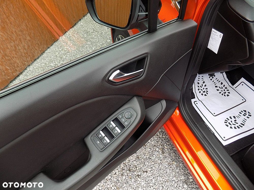 Renault Clio TCe 100 BUSINESS EDITION - 9