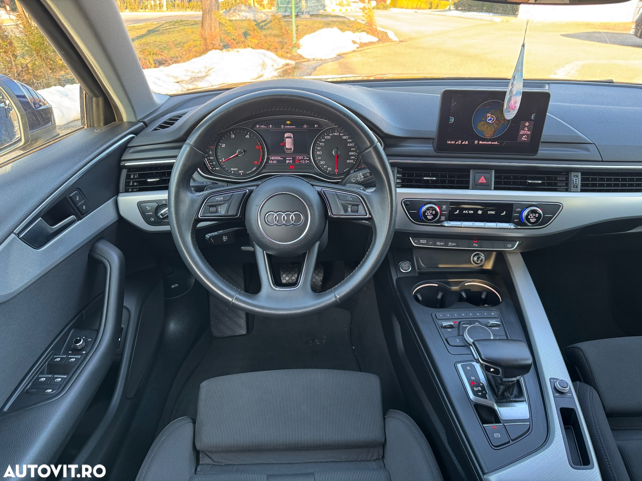 Audi A4 Avant 30 TDI S tronic sport - 8
