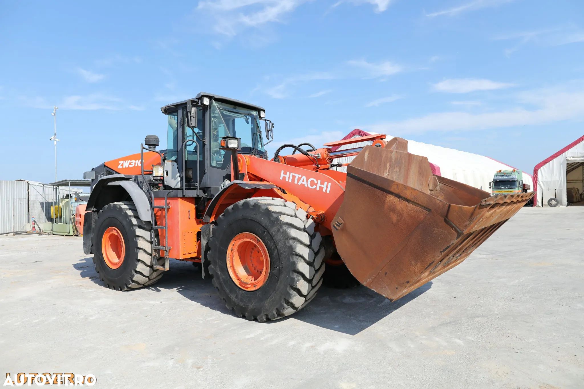 Hitachi ZW310-5B - 1