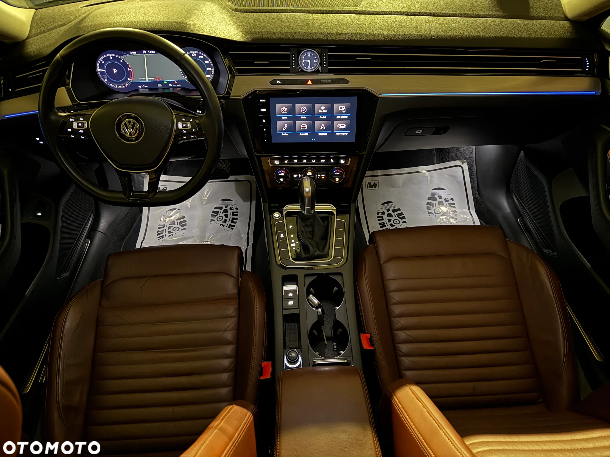 Volkswagen Passat - 18