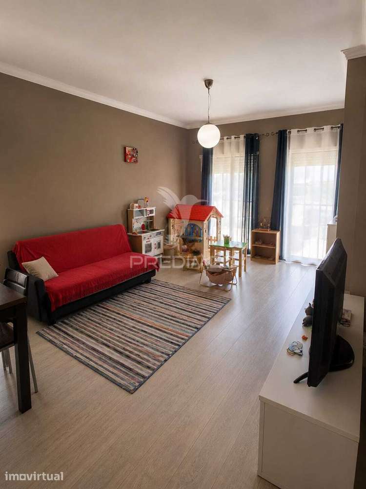 APARTAMENTO T2 COM SÓTÃO E GARAGEM BOX | SÃO JORGE - Grande imagem: 4/19