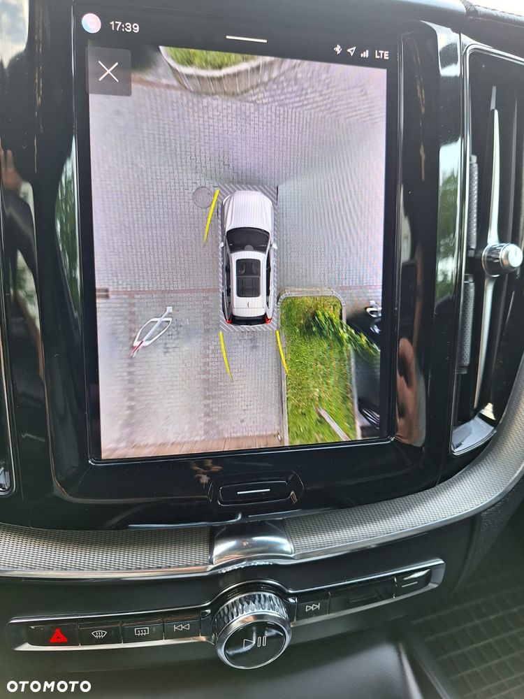 Volvo XC 60 B5 D AWD Geartronic RDesign - 31