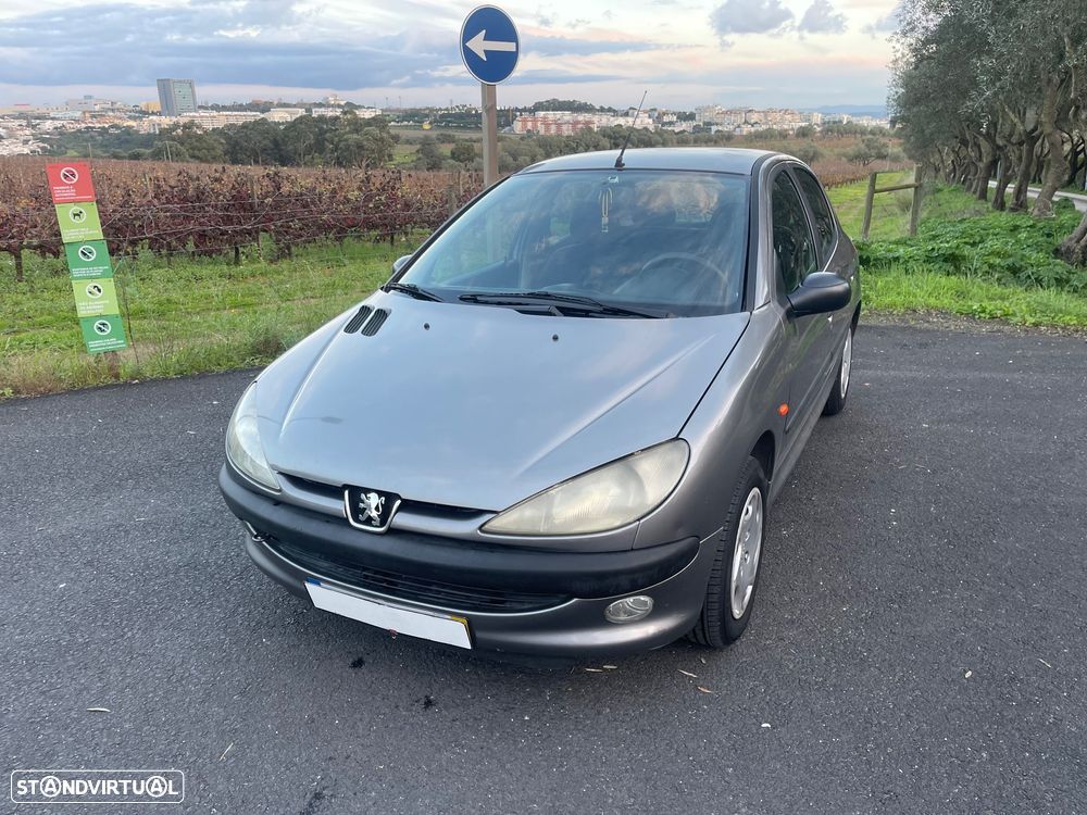Peugeot 206 1.1 XR - 2
