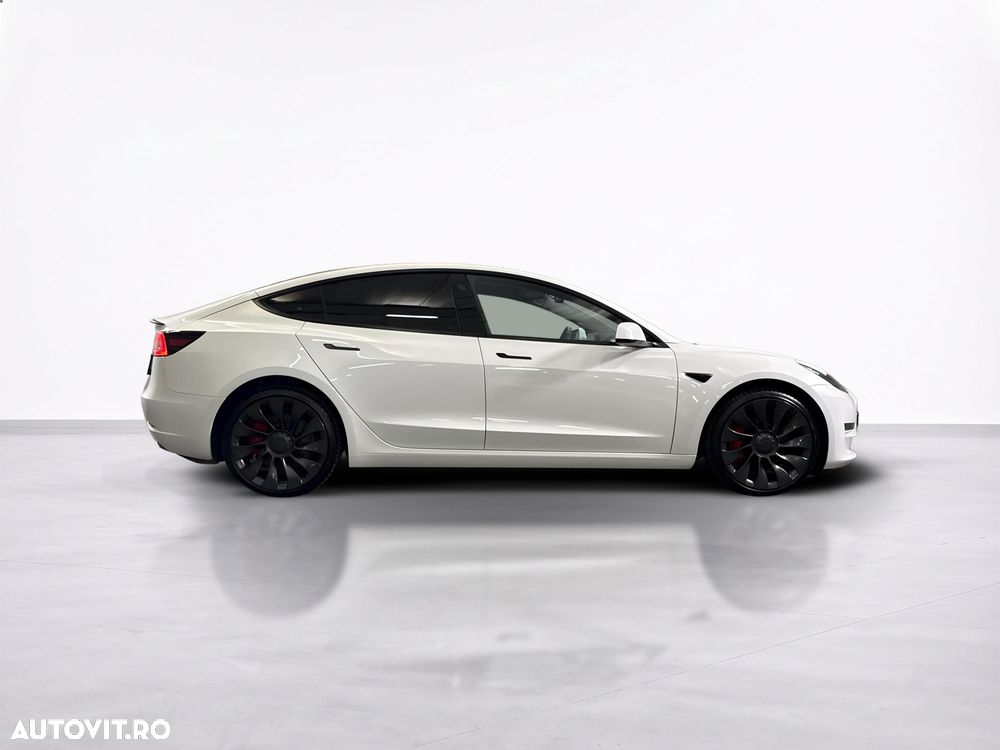 Tesla Model 3 Performance - 7