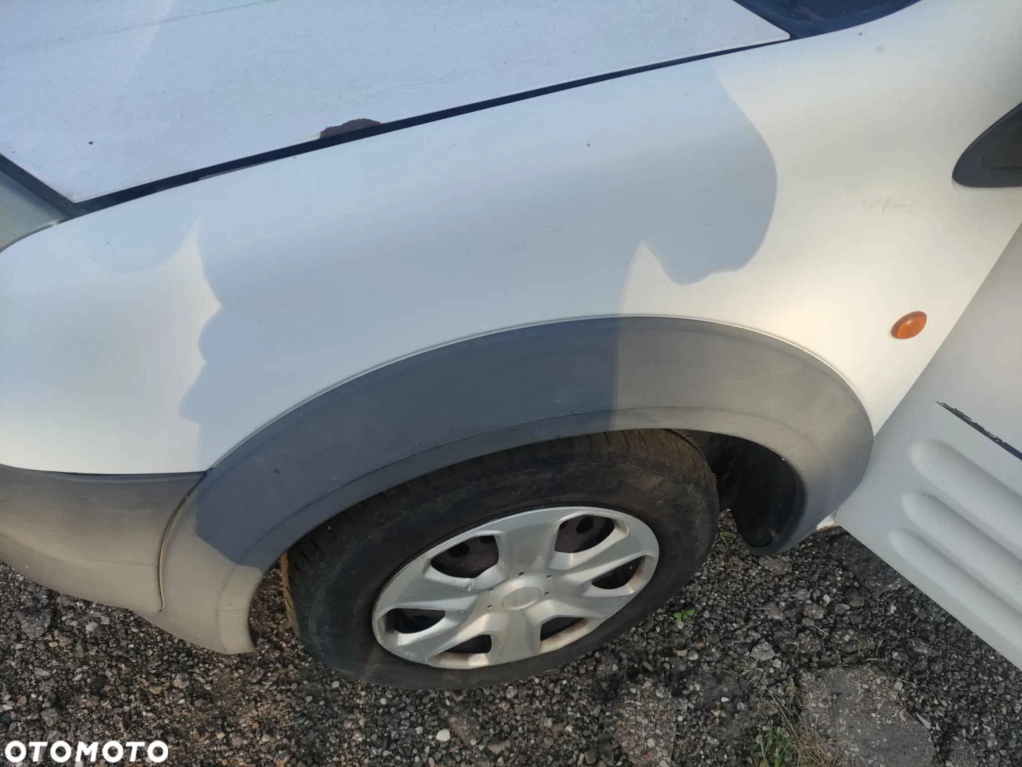 Ford connect MK1 maska - 2