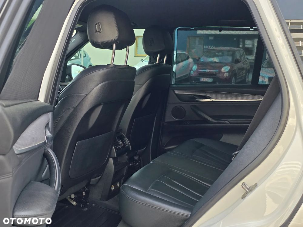 BMW X5 xDrive30d - 27