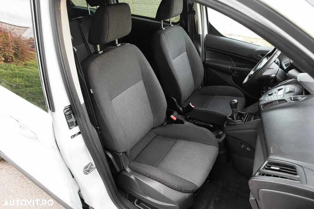 Ford Tourneo Connect Grand 1.6 TDCi Titanium - 19