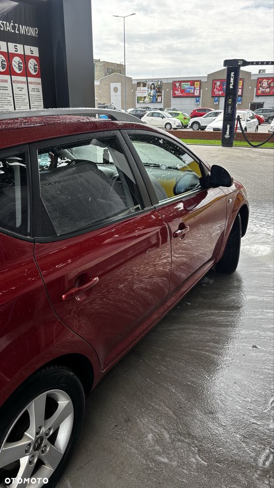 Kia Ceed - 5