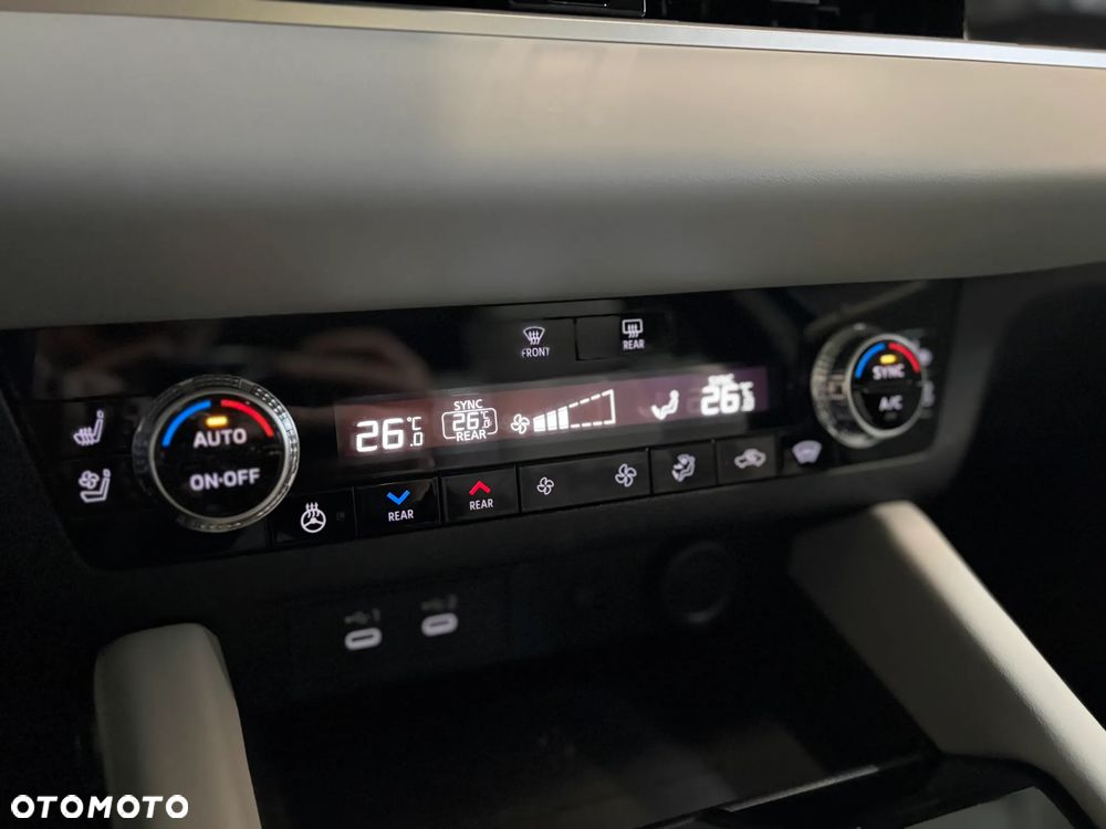 Mitsubishi Outlander Instyle - 17