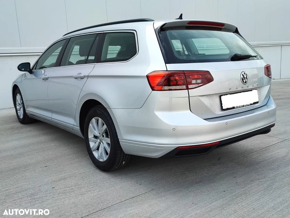 Volkswagen Passat 2.0 TDI SCR DSG Business - 4