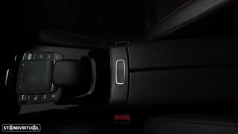 Mercedes-Benz A 200 Limousine d 8G-DCT AMG Line Advanced - 25