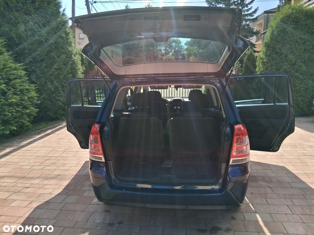 Opel Zafira 1.8 Family - 14