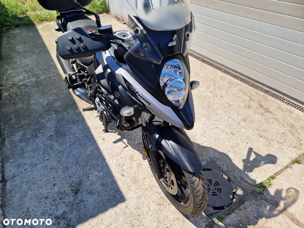 Suzuki V-STROM - 3