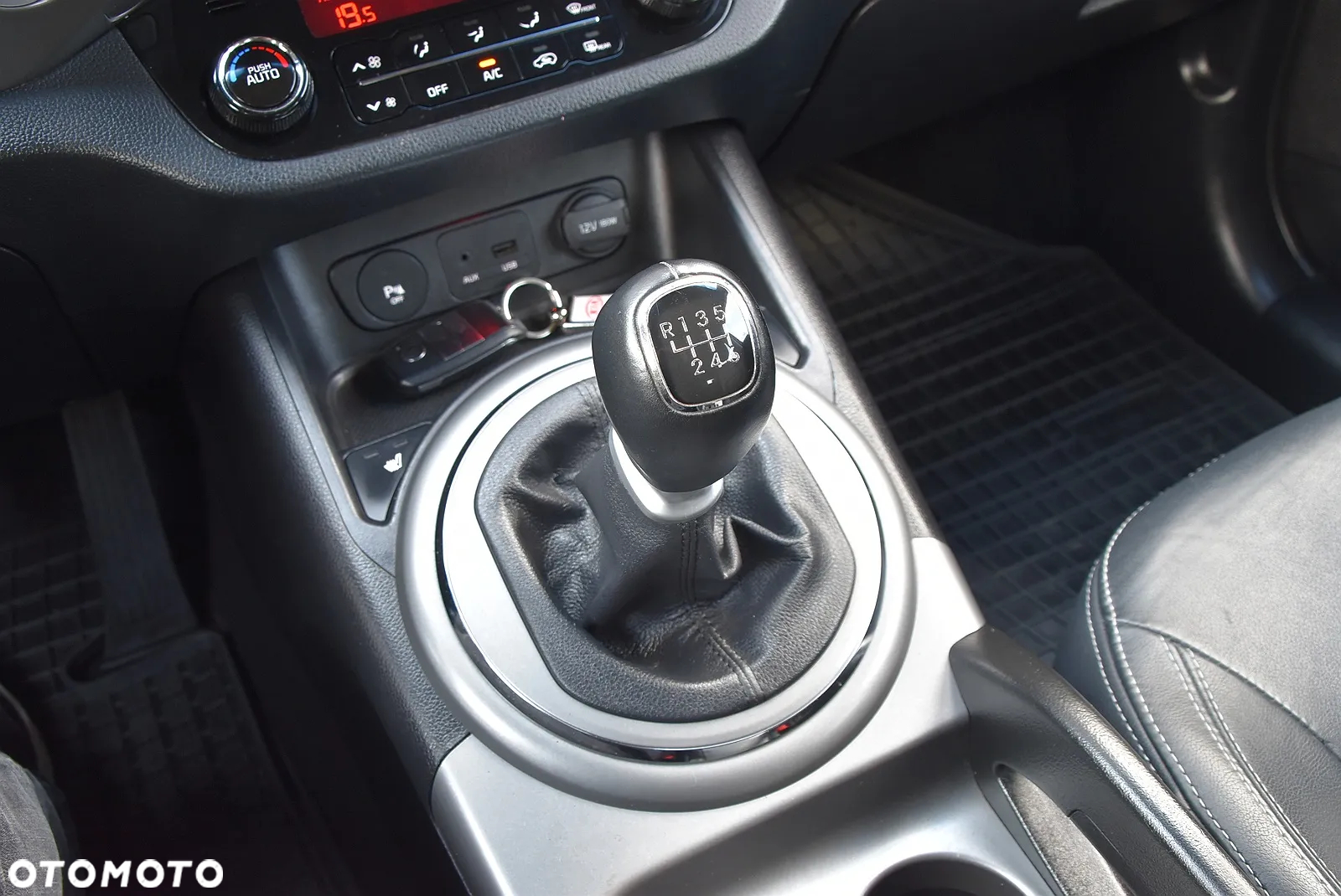 Kia Sportage - 35
