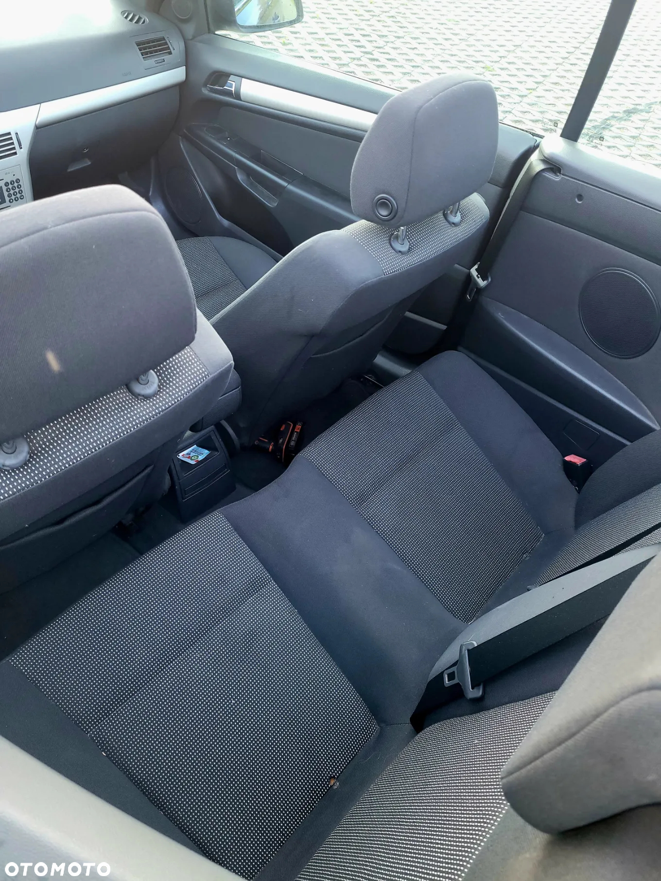 Opel Astra Twin Top 1.9 CDTI Edition - 13