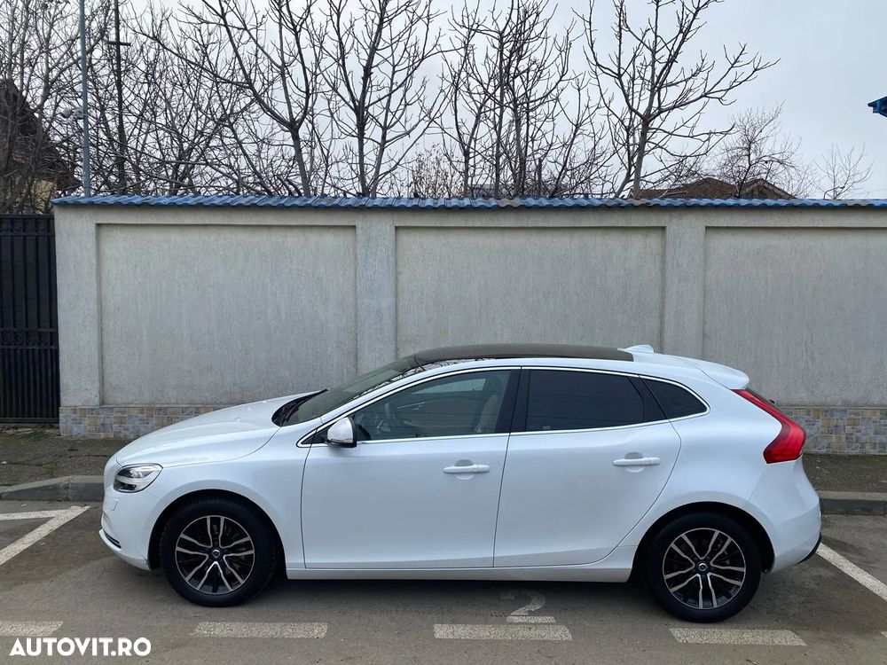 Volvo V40 D3 Geartronic Inscription - 2