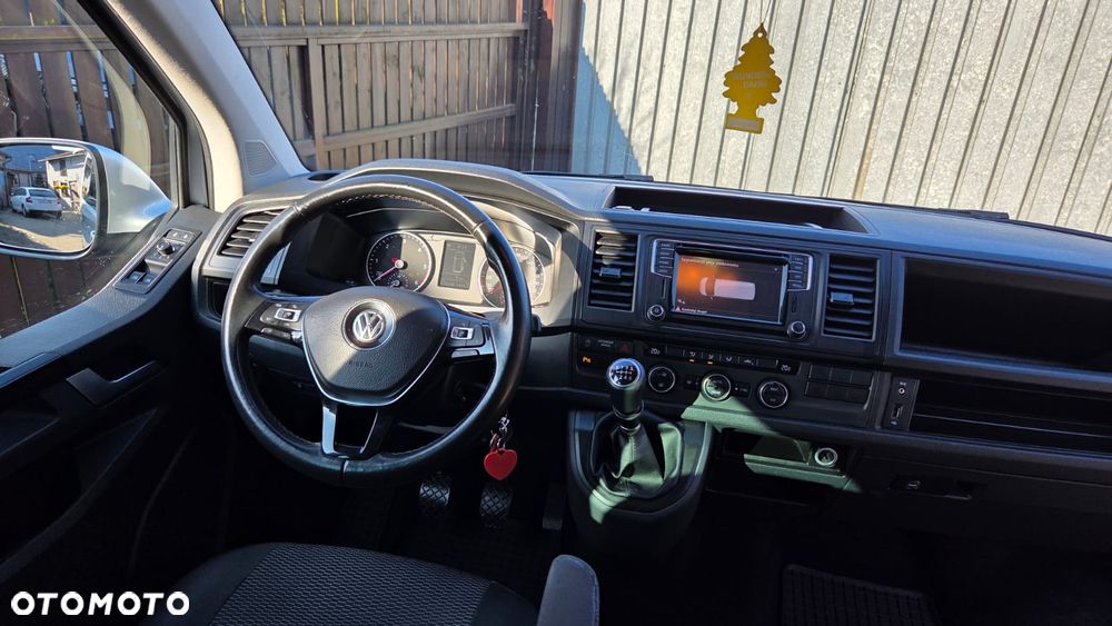 Volkswagen Caravelle 2.0 TDI L1 Comfortline - 4