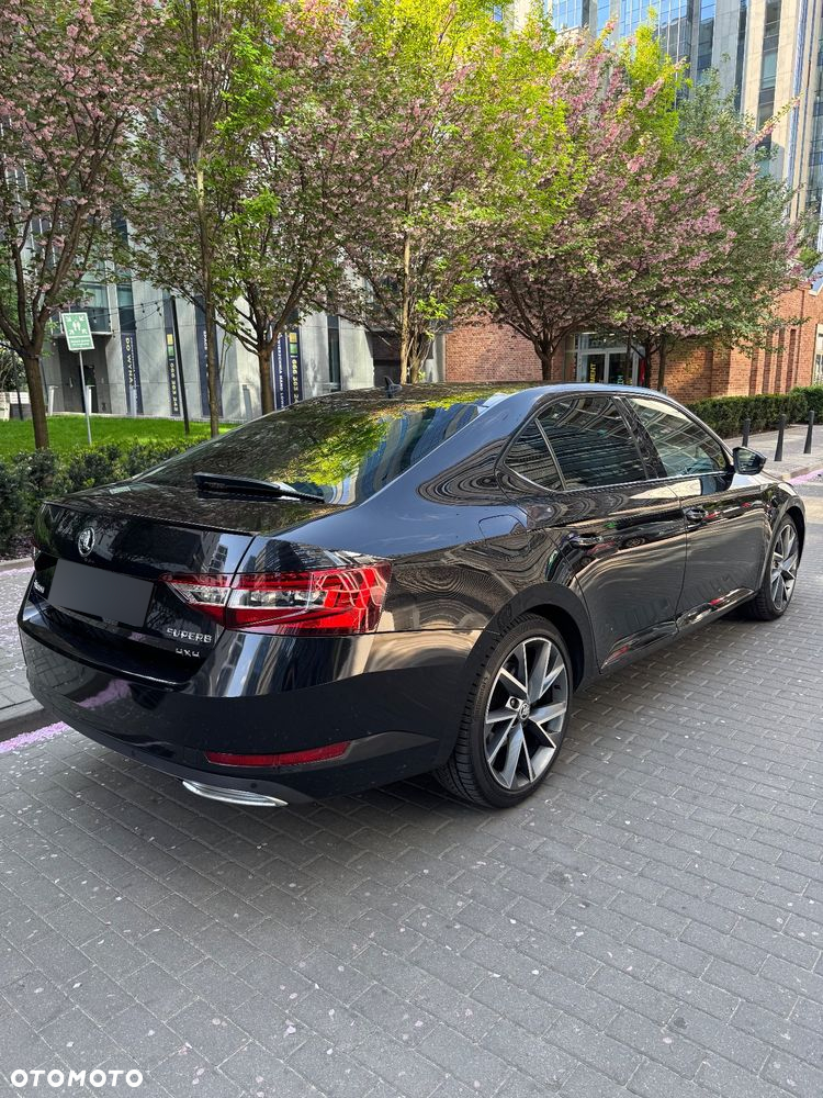 Skoda Superb 2.0 TDI 4x4 Sportline DSG - 16