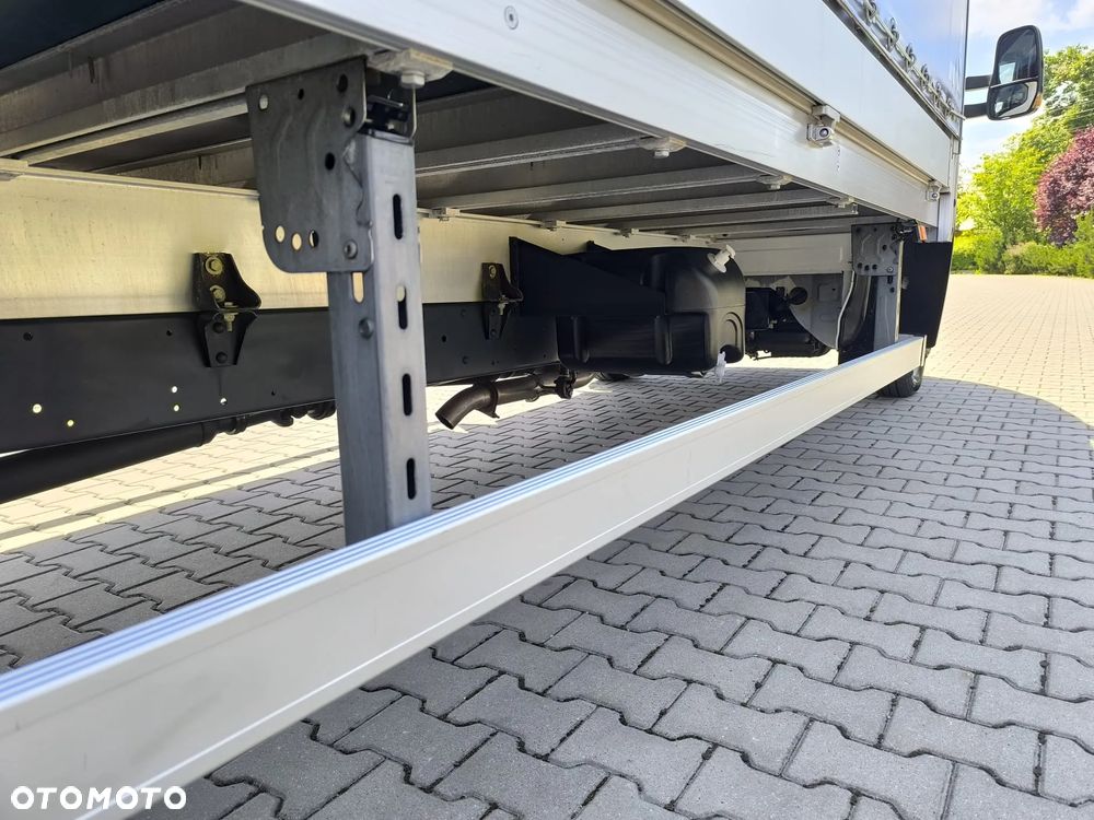 Iveco Daily 50C18, Sypialnia 6.10m, 15 Palet, 2x Firana + Zsuwany dach, Drzwi z tyłu! - 31