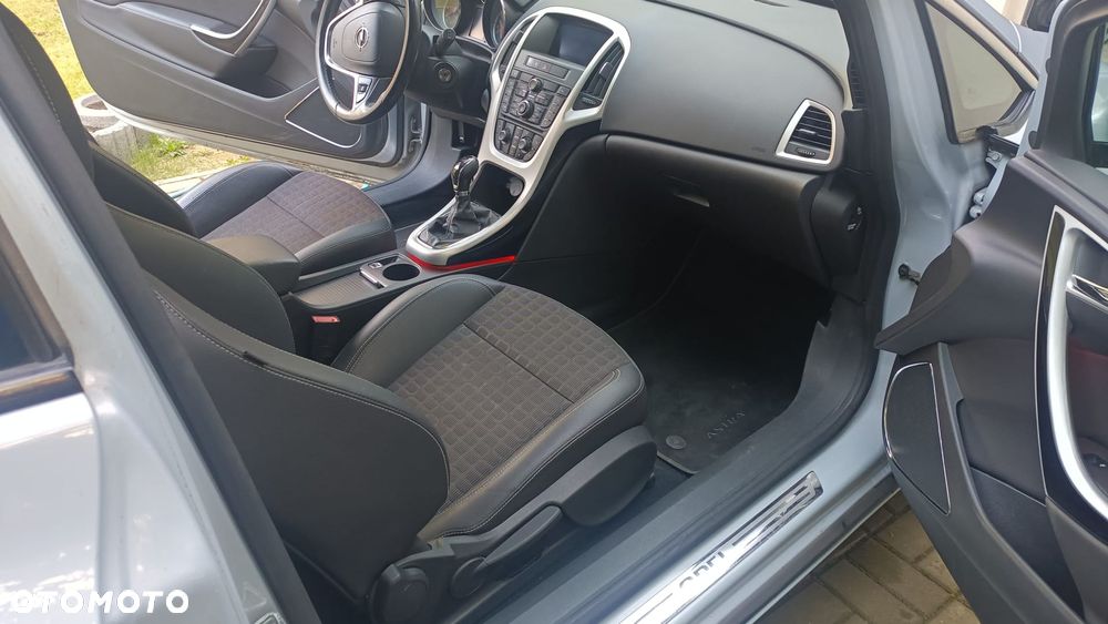 Opel Astra 1.6 T Sport - 3