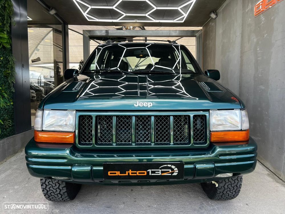 Jeep Grand Cherokee - 48