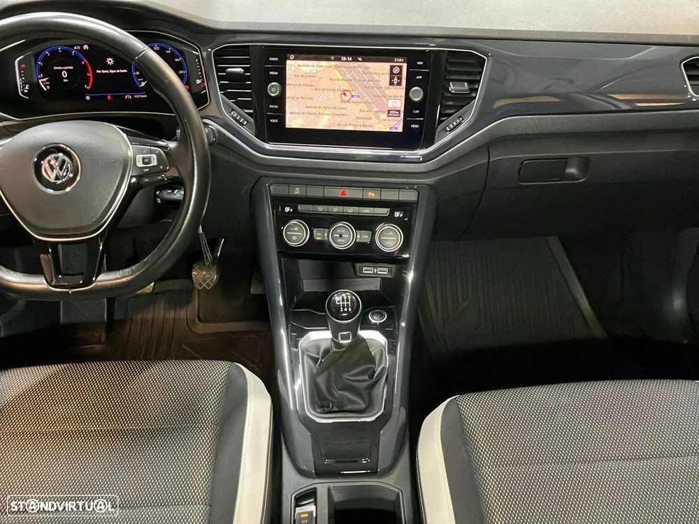 VW T-Roc - 10