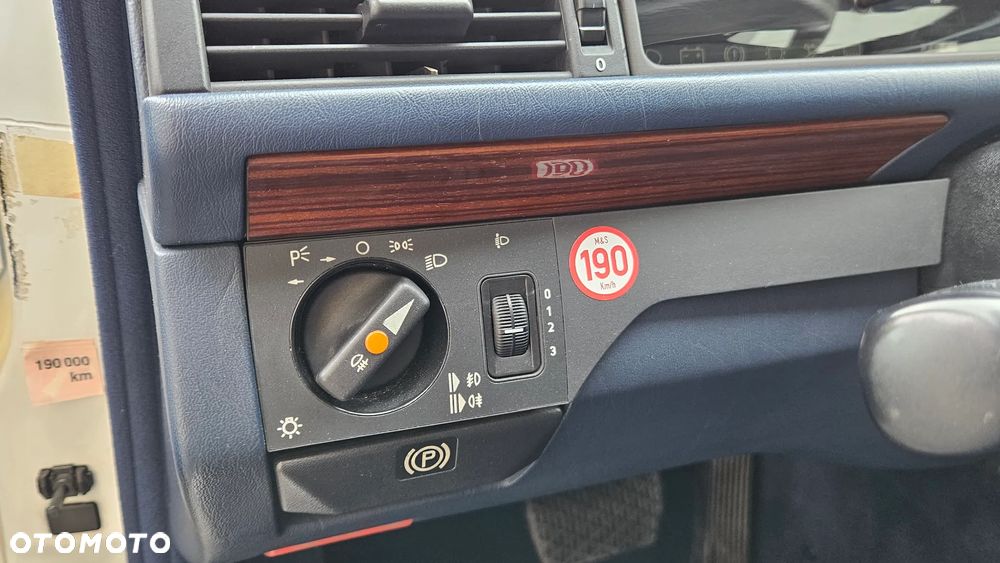 Mercedes-Benz W124 (1984-1993) - 10