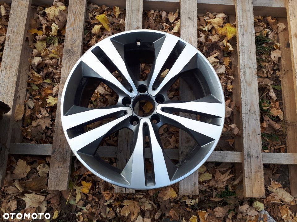 ORYG. MERCEDES CLS W218 218 18 8.5J 422 - 1